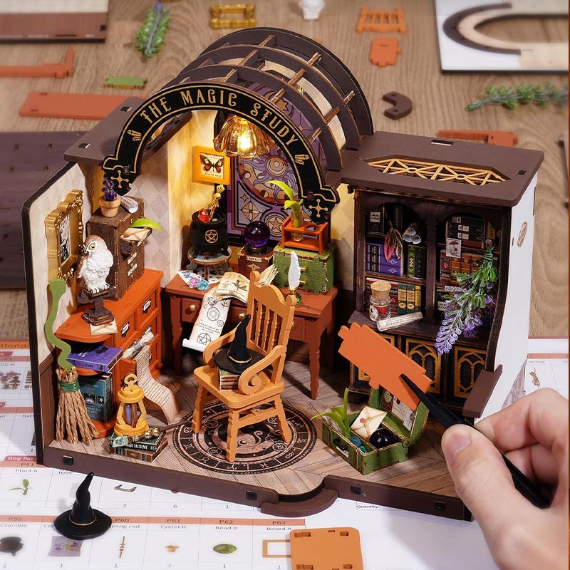 The Magic Study DIY Miniature House